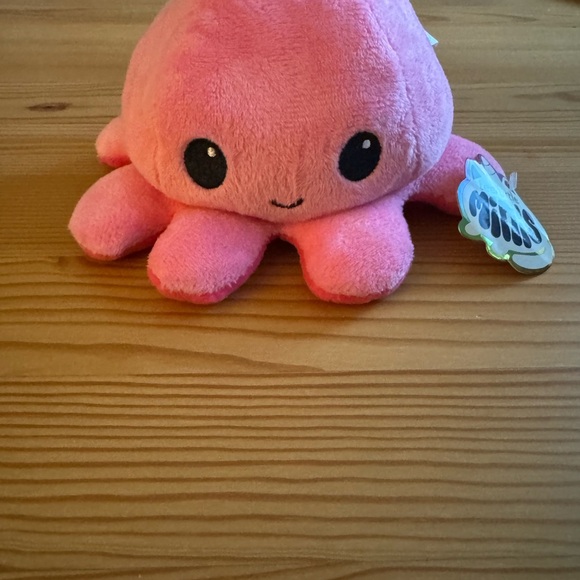 Reversible Octopus Plush Toy - Pink - Picture 2 of 2